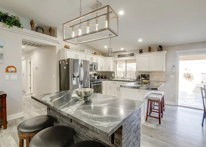 4 Mi To The Lake! Havasu W/ Heated Pool Casa vacanze *